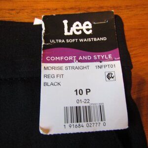 Lee Midrise Straight Ultra Soft Waistband Black Knit Pants Size 10 Petite NWT